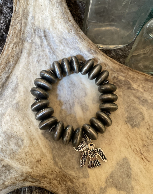 Silvertone Navajo Pearl Stretch Bracelet with Thunderbird Charm